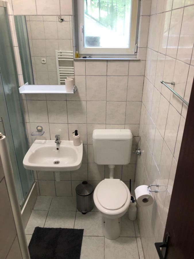 Apartman Ana Vrlika Екстер'єр фото